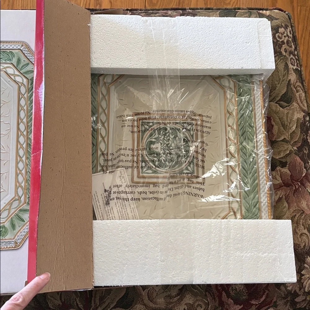 Fitz and Floyd Green Gold Cream Gregorian 13x16 Platter in Box